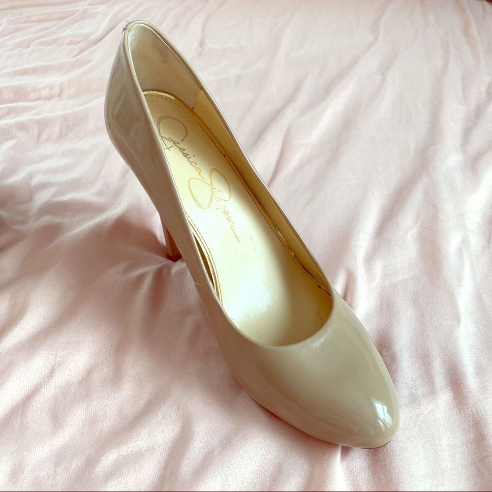 Jessica Simpson Calie nude pumps